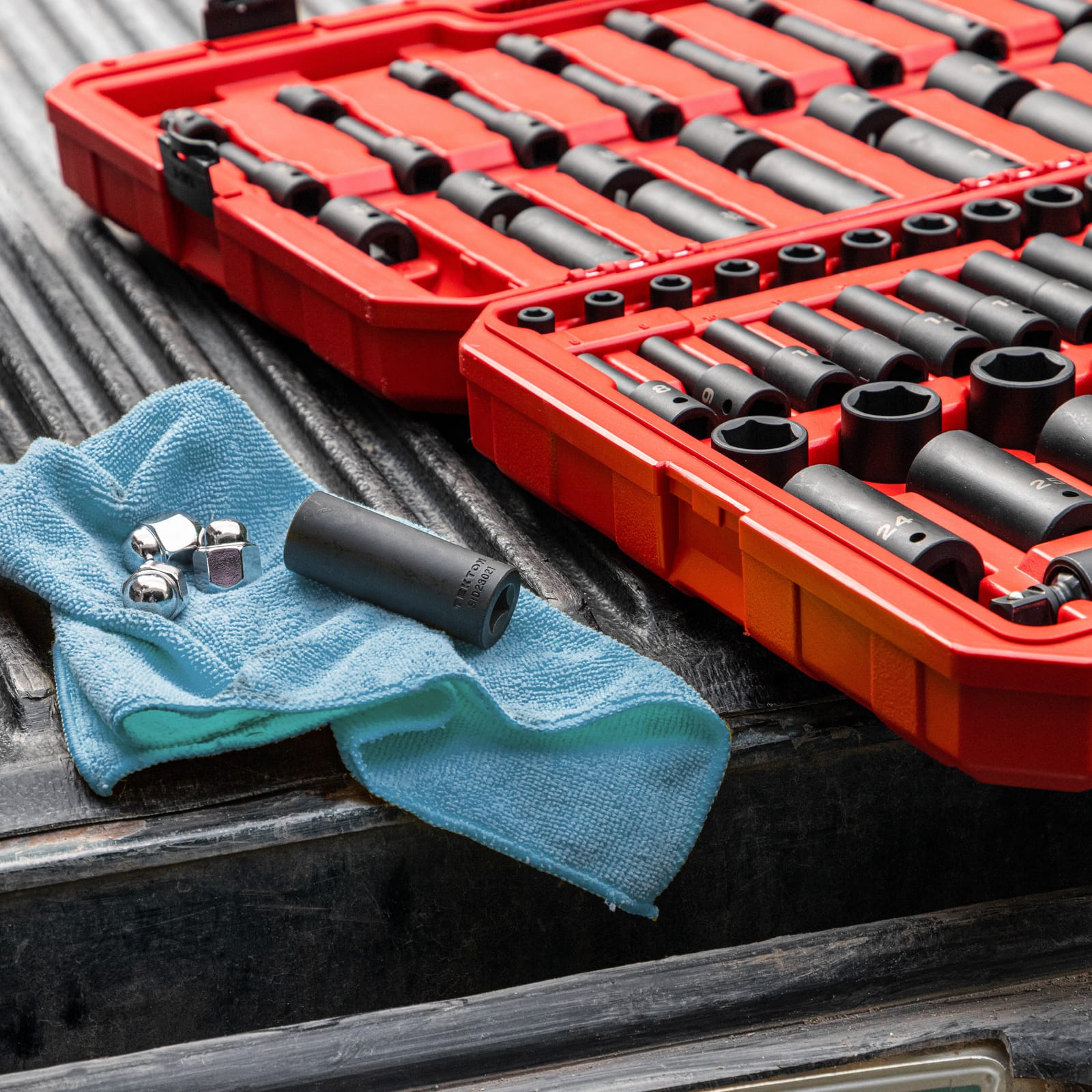 Professional socket set and tools for fleet maintenance